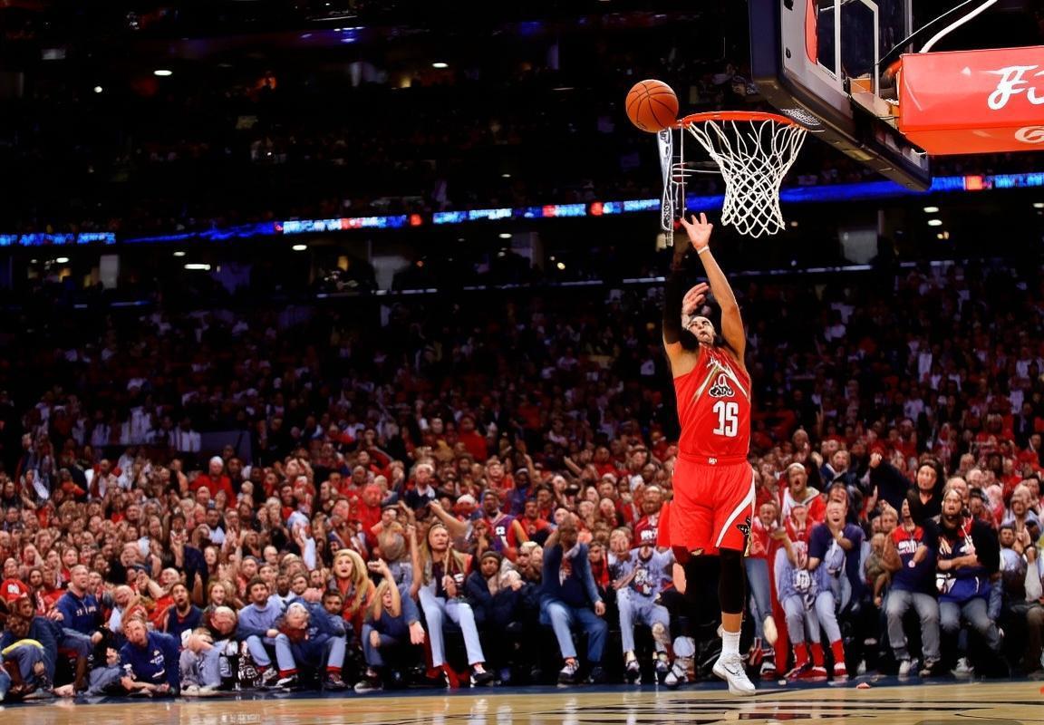 2016火箭对鹈鹕：经典巅峰对决回顾(图3)