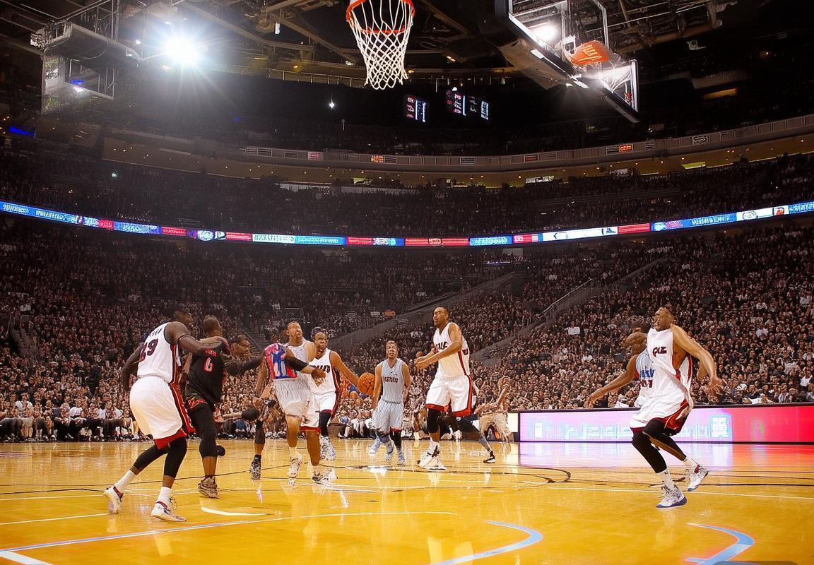 2012NBA季后赛：热火76人巅峰对决精彩回顾(图4)